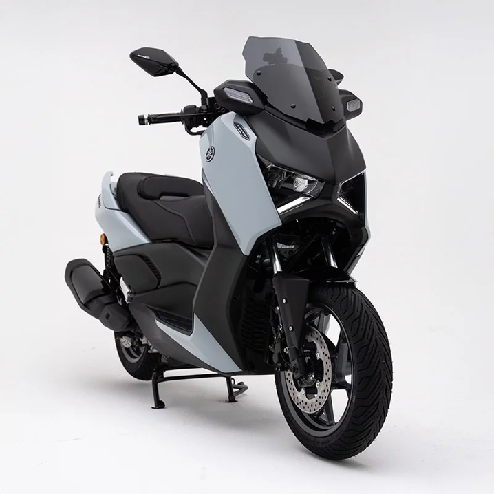 מגן רוח מושחר מבית BCD לדגמי XMAX 25 TECHMAX PLUS